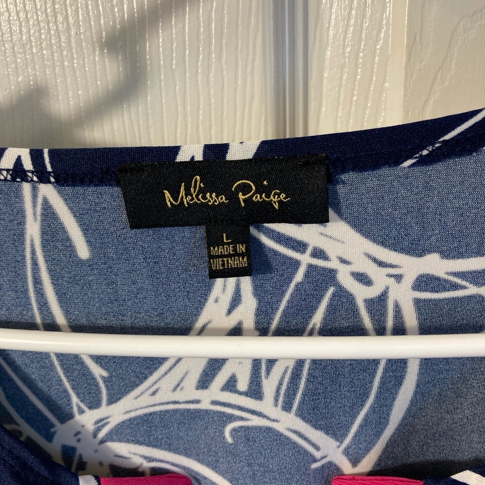 Melissa Paige Size L vibrant Pink and Navy Women's Top - Picture 3 of 4
